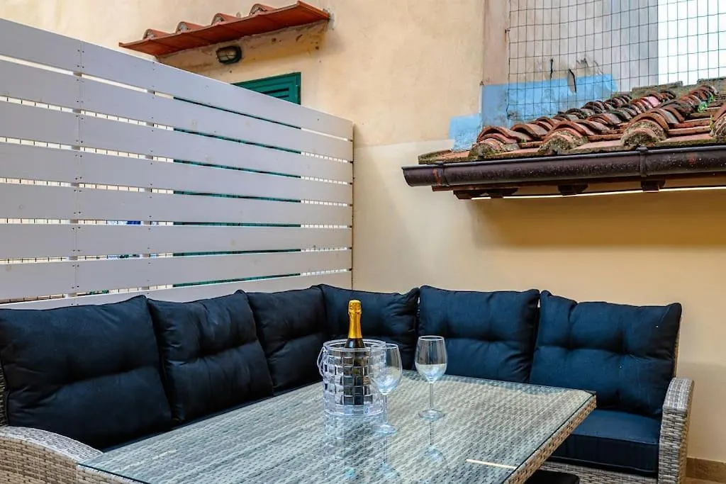 Apartment Florence Oltrarno Relax Italy